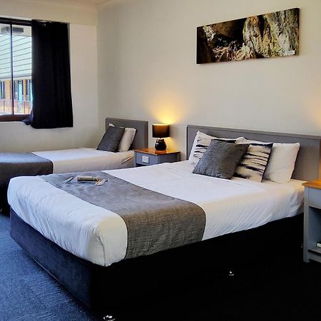 Archer Park Motel Рокхемптън Екстериор снимка