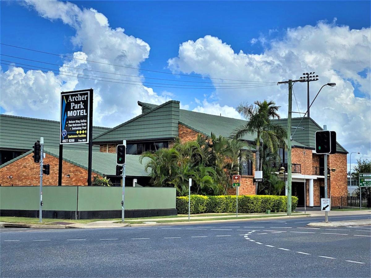 Archer Park Motel Рокхемптън Екстериор снимка