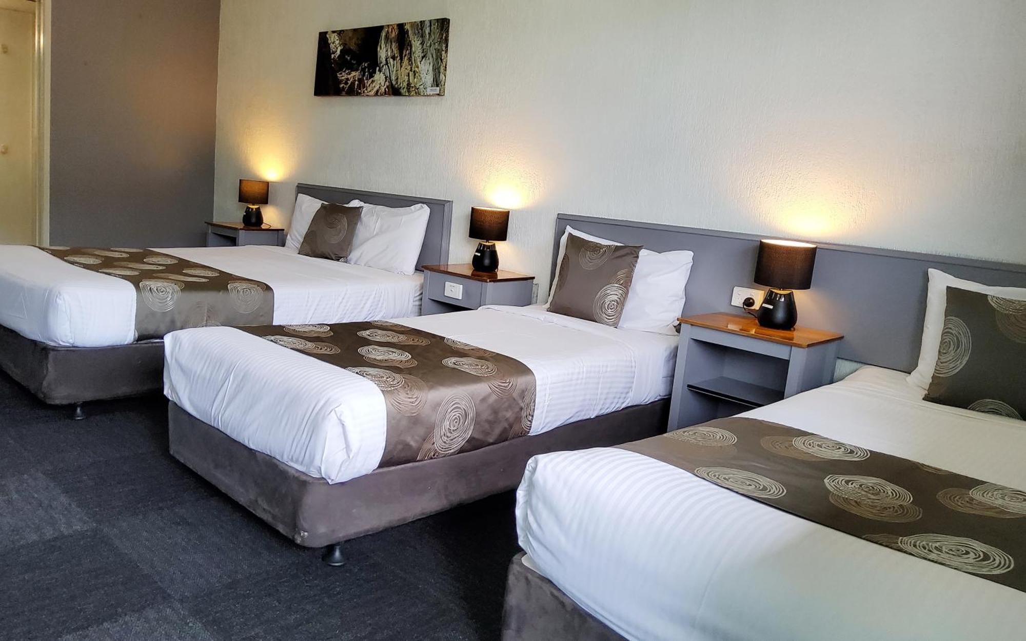 Archer Park Motel Рокхемптън Екстериор снимка