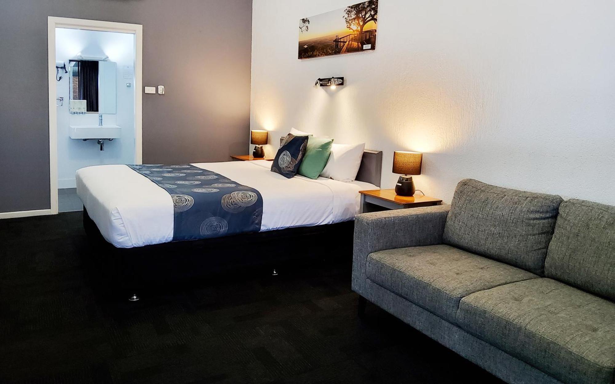 Archer Park Motel Рокхемптън Екстериор снимка