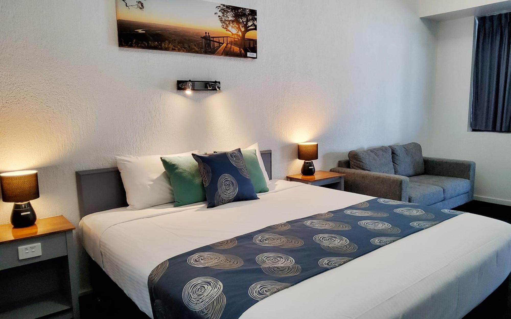 Archer Park Motel Рокхемптън Екстериор снимка