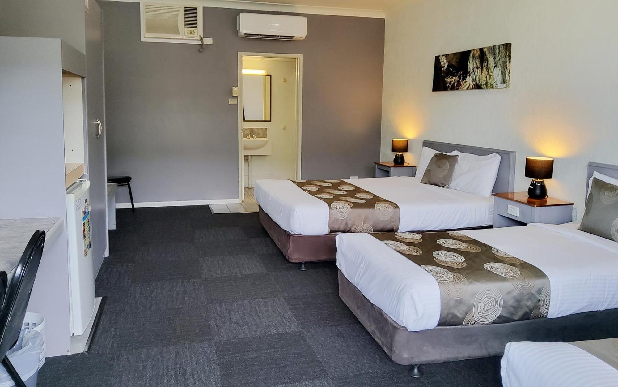 Archer Park Motel Рокхемптън Стая снимка