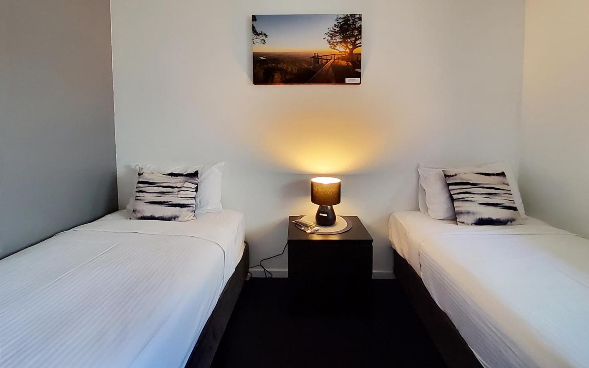 Archer Park Motel Рокхемптън Стая снимка