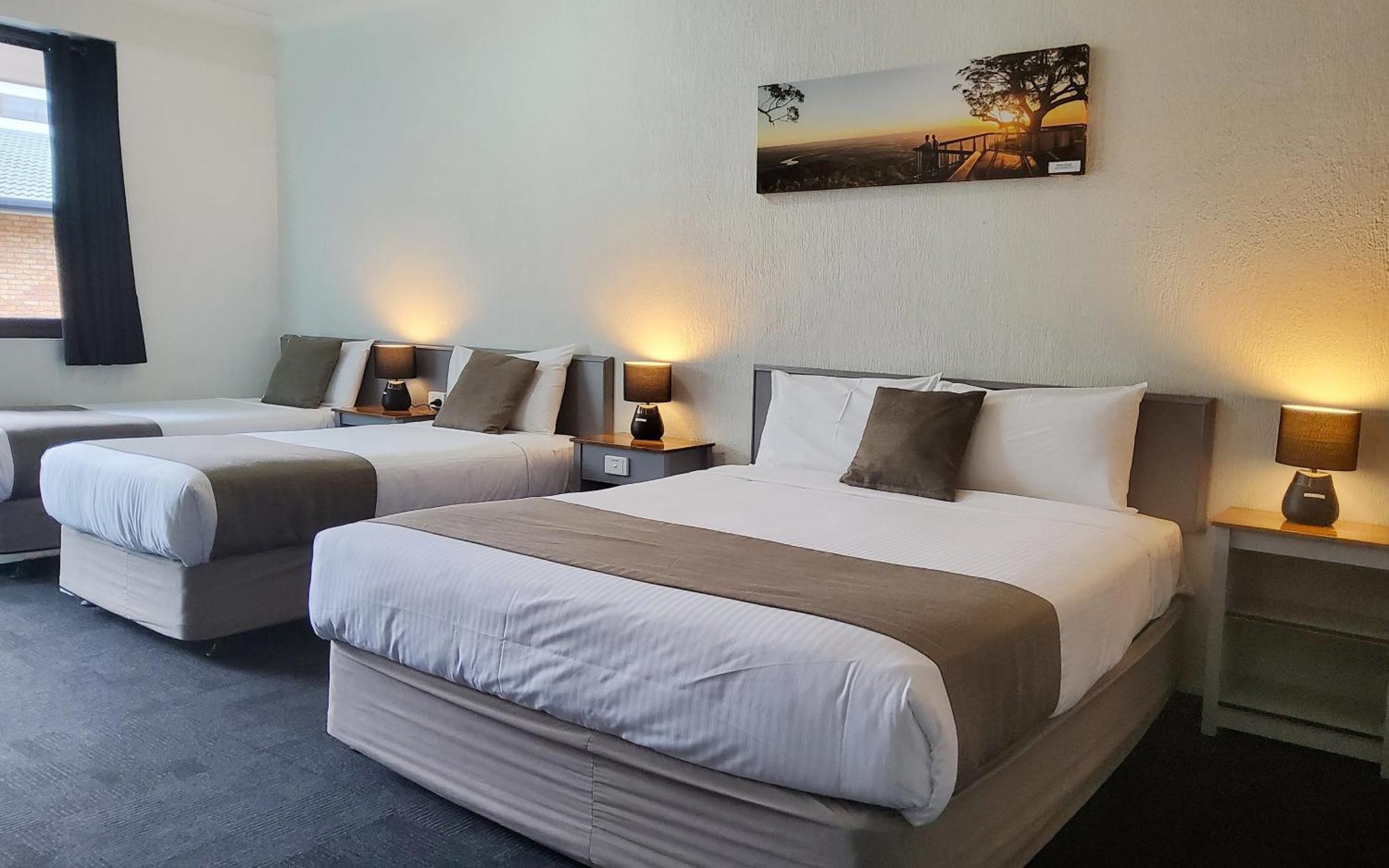Archer Park Motel Рокхемптън Стая снимка