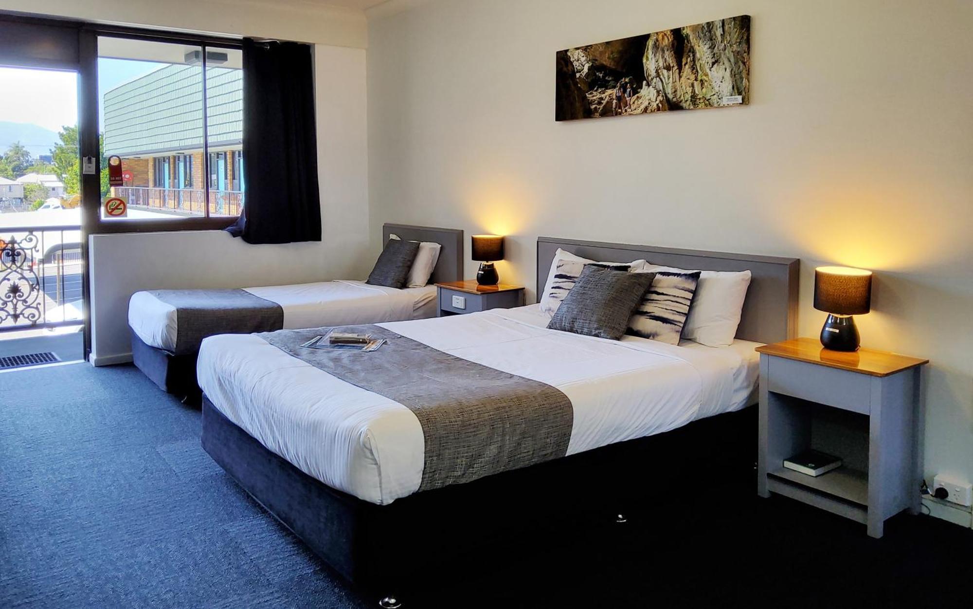Archer Park Motel Рокхемптън Екстериор снимка