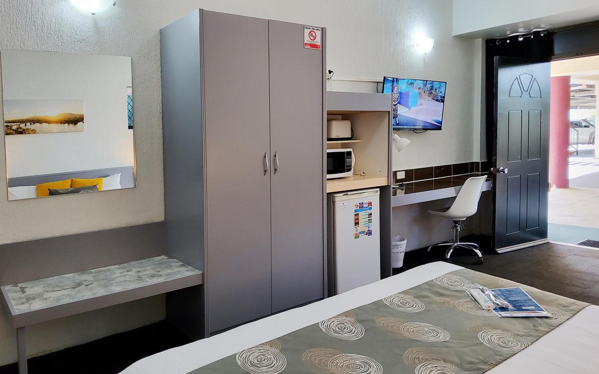 Archer Park Motel Рокхемптън Екстериор снимка