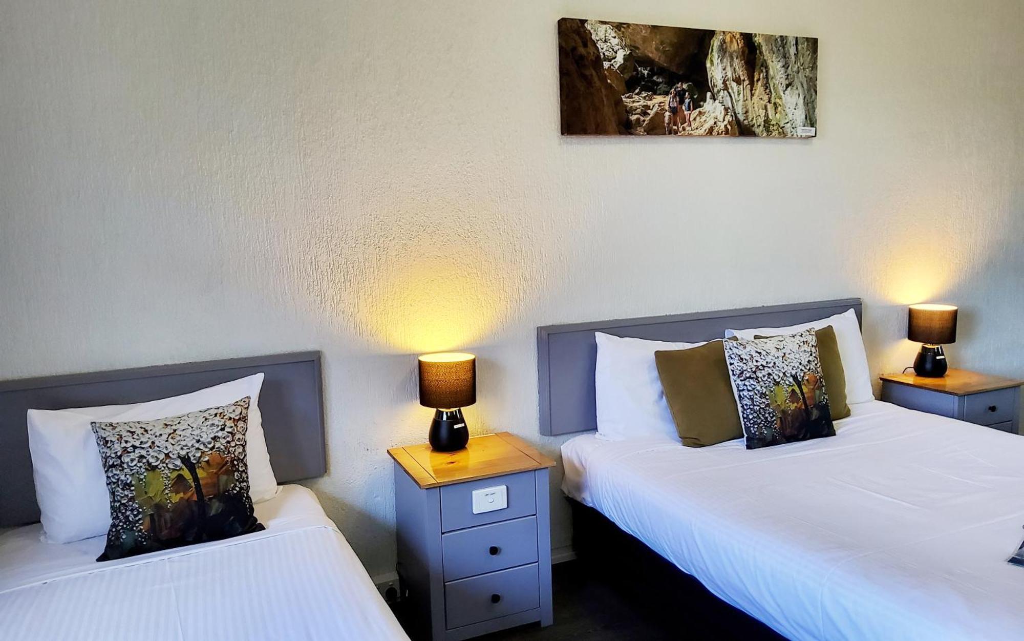 Archer Park Motel Рокхемптън Екстериор снимка