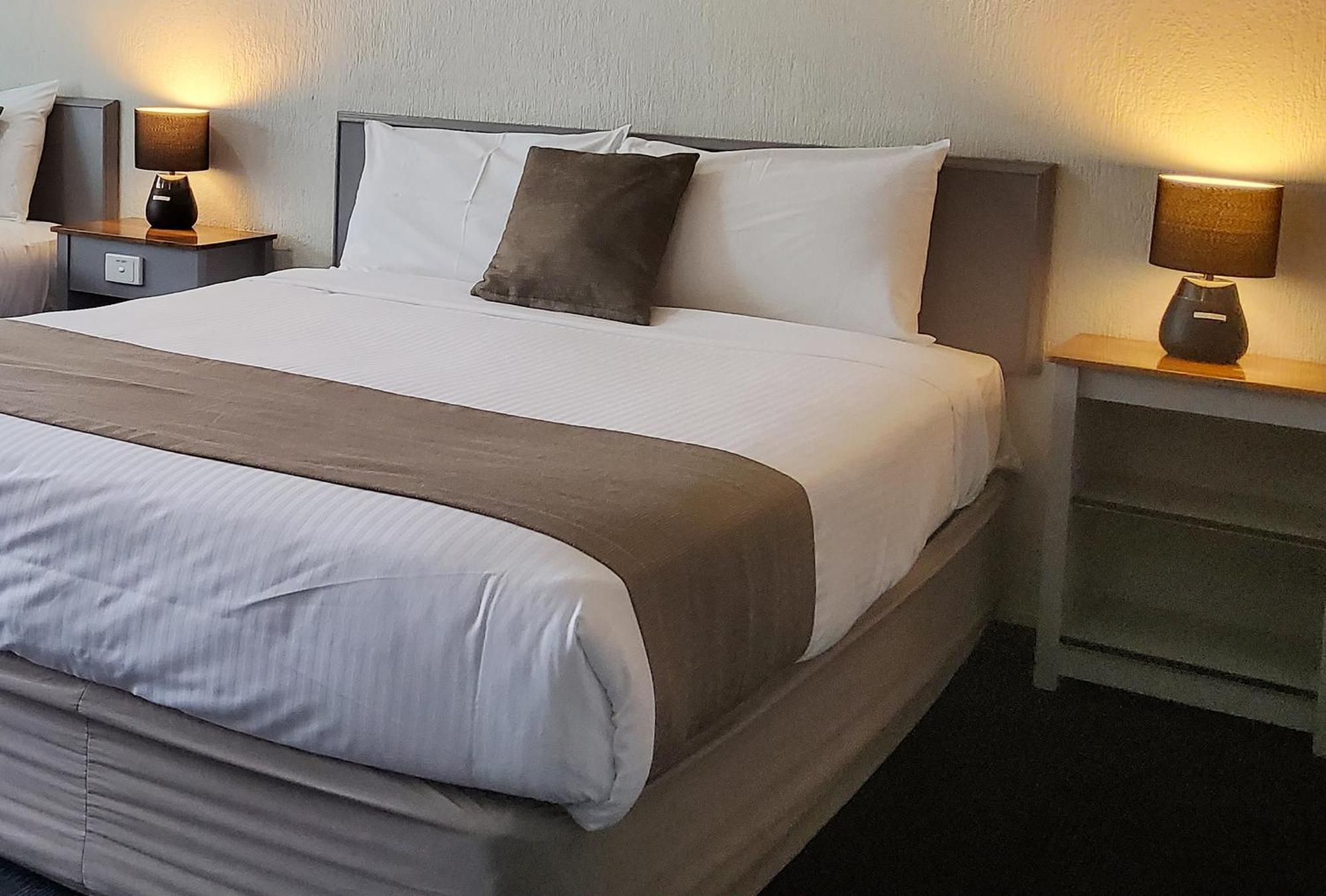 Archer Park Motel Рокхемптън Стая снимка